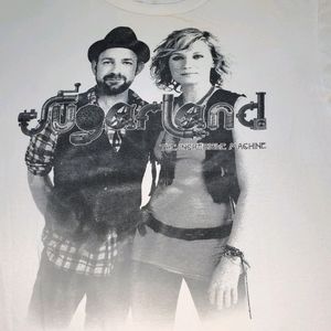 🎸👢Sugarland: The Incredible Machine Tour 2011👢